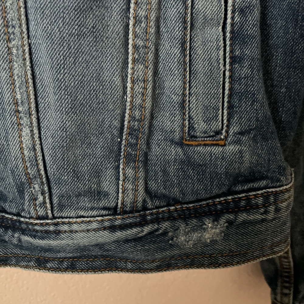 Denim jacket - Picture 3 of 4